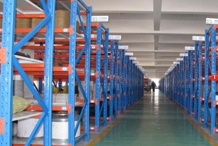 大型倉(cāng)庫(kù)貨架的顏色為什么以藍(lán)色與桔色為主？