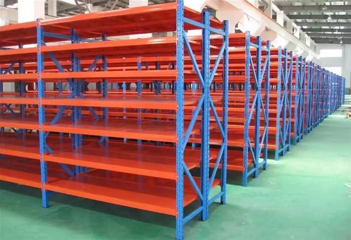 重型貨架對(duì)倉(cāng)庫(kù)建筑都有什么樣的要求？